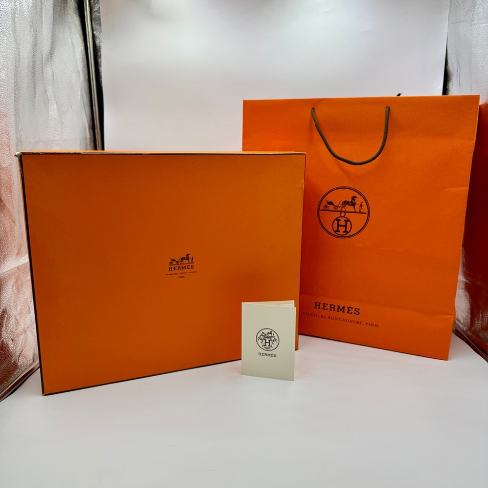 Hermes large gift box and gift bag set